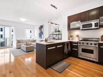 454 West 54th Street