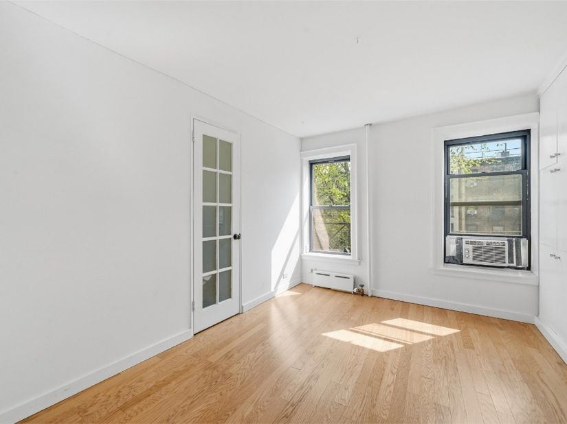 524 East 6th Street 8, New York NY 10009