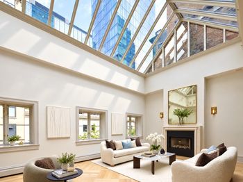32 East 22nd Street
