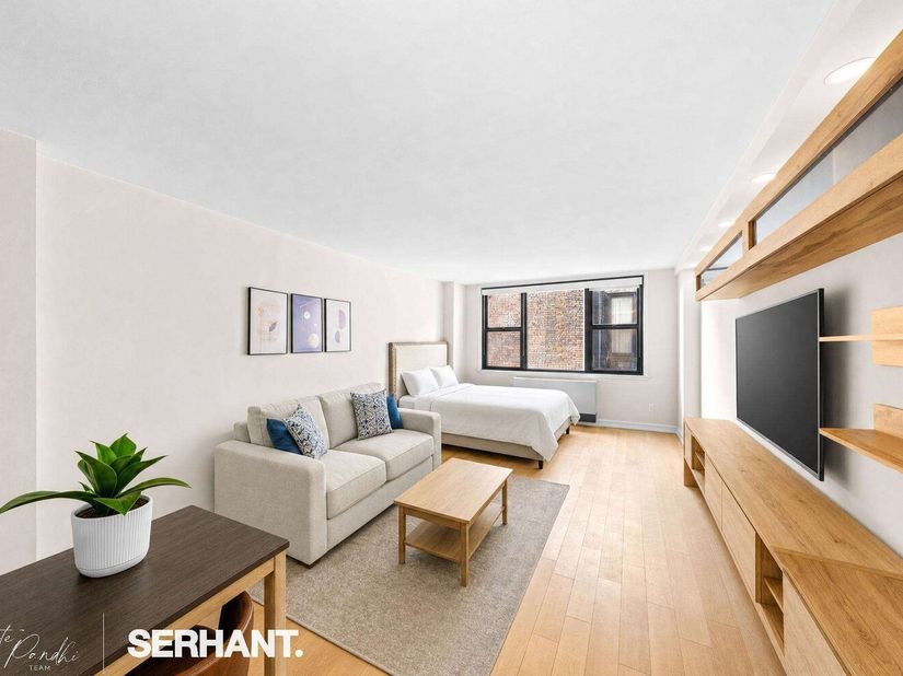 130 East 18th Street 8K, New York NY 10003