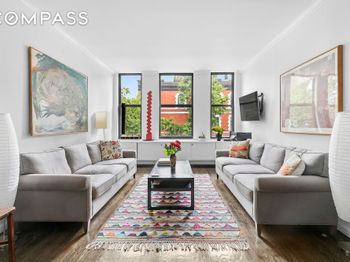 48 West 105th Street