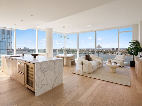 30 Riverside Boulevard 33A, New York NY 10069