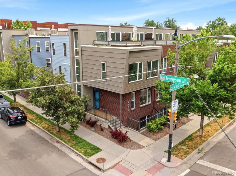 4400 W 46th Avenue 101, Denver CO 80212