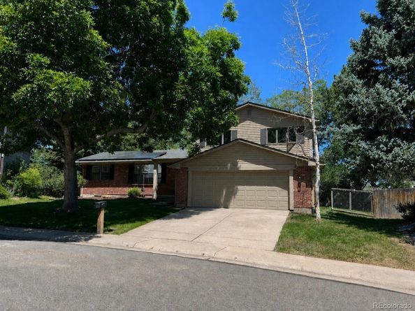 811 S Newcombe Way, Lakewood CO 80226