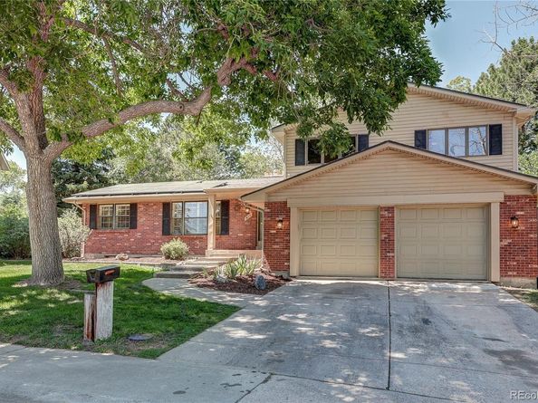 811 S Newcombe Way, Lakewood CO 80226
