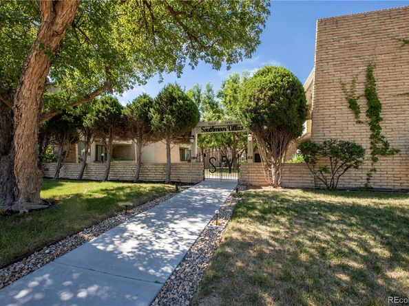 5882 E Ithaca Place 204, Denver CO 80237