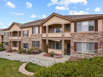 22960 E Roxbury Drive