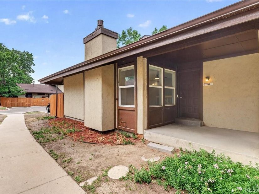 3736 S Fairplay Way, Aurora CO 80014