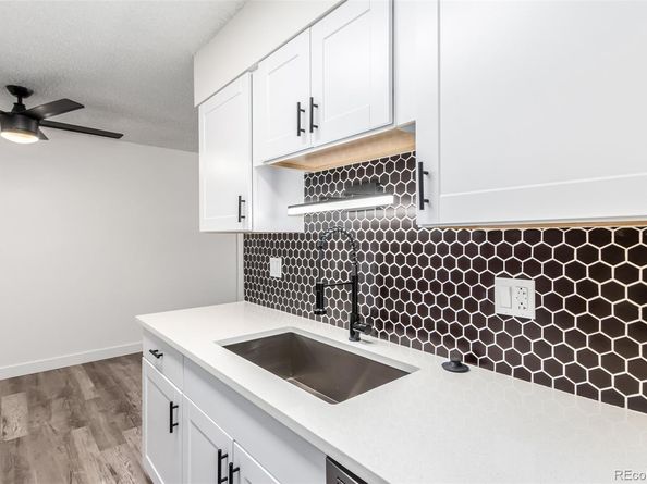 50 E Highline Circle 102, Centennial CO 80122