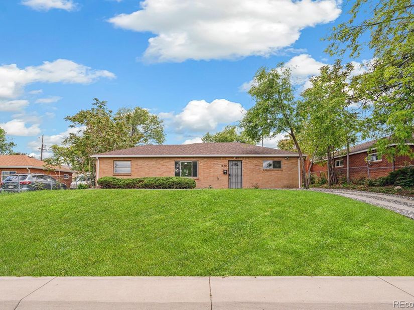 1330 Oak Place, Thornton CO 80229