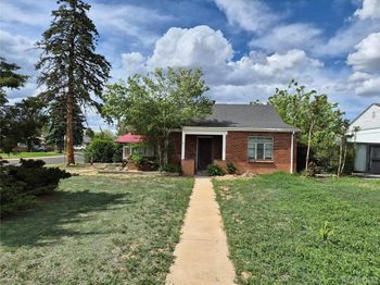 7601 Montview