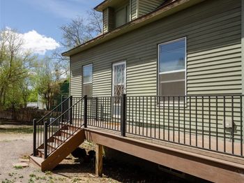 445 Hover Street