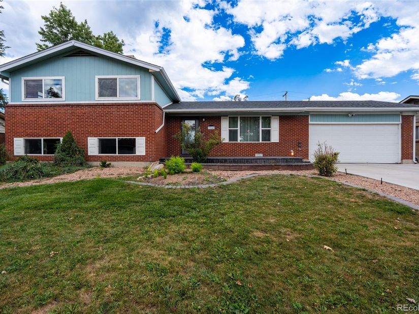 10642 Brewer Drive, Northglenn CO 80234