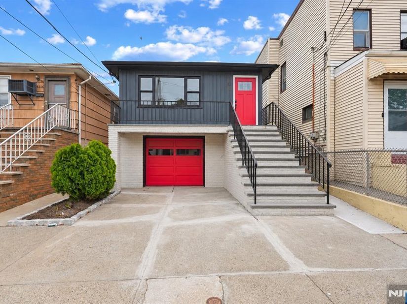 4314 Cottage Avenue, North Bergen NJ 07047