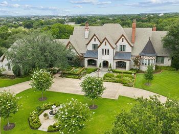 6401  Westcoat Drive 