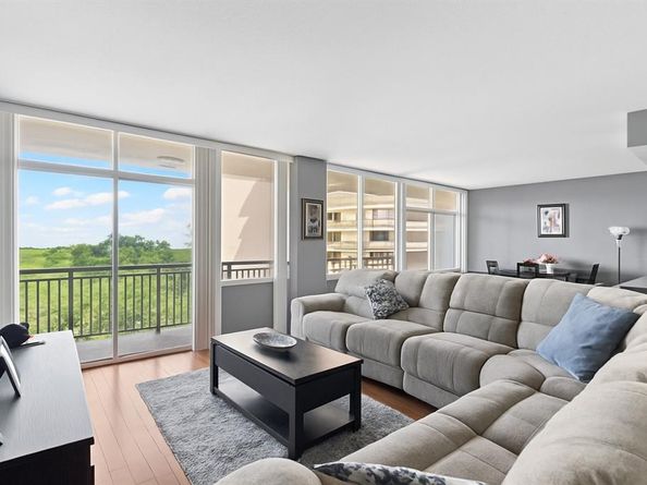 6211 W Northwest Highway  500, Dallas Texas 75225