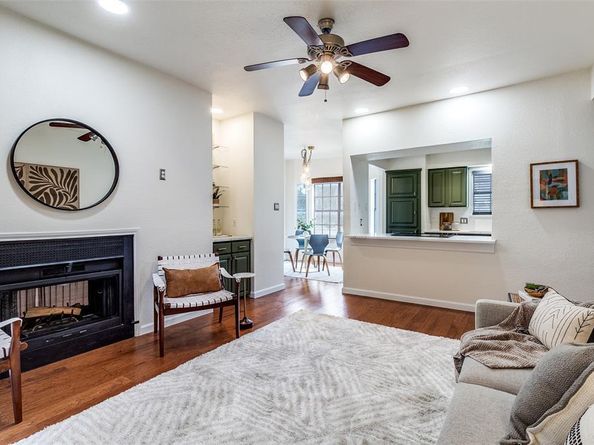 218 N Beacon Street  102, Dallas Texas 75214