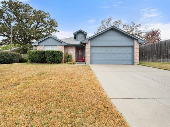 5724  Autumn Wheat Trail , Arlington Texas 76017