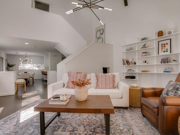 3828  San Jacinto Street , Dallas Texas 75204