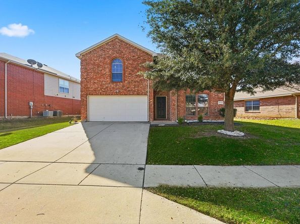 10733  Kittering Trail , Fort Worth Texas 76052