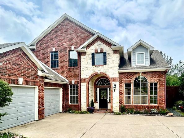 2402  Indian Trail , Rowlett Texas 75088