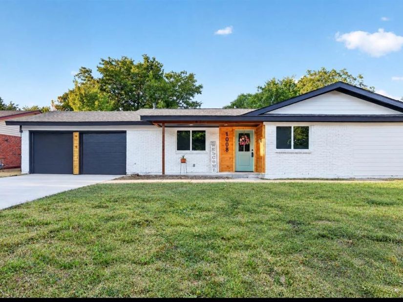 1008  Marlene Drive , Everman Texas 76140