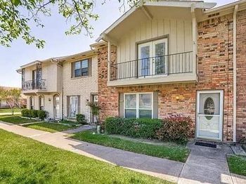 51 W Townhouse Lane 