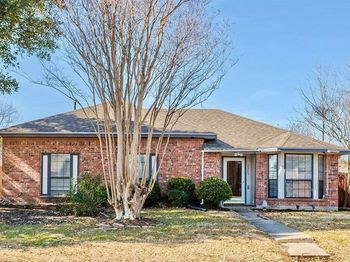 2313  Lakeshore Lane 