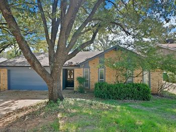 7648  Blue Carriage Lane 