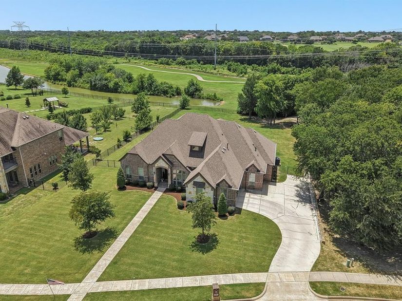 204  Falcon Point Drive , Heath Texas 75032