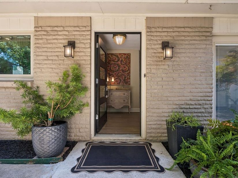 11333  Park Central Place , Dallas Texas 75230