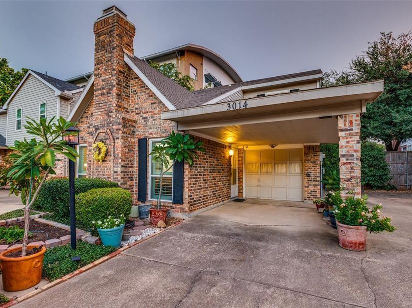 3014  Adolph Street , Dallas Texas 75204