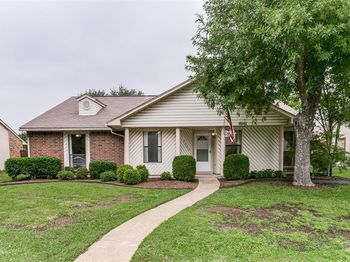 1305  Thoreau Lane 