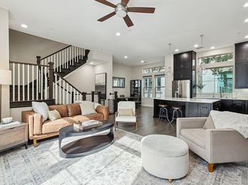 762  Spanish Oaks Place 