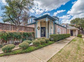 18031  Whispering Gables Lane 