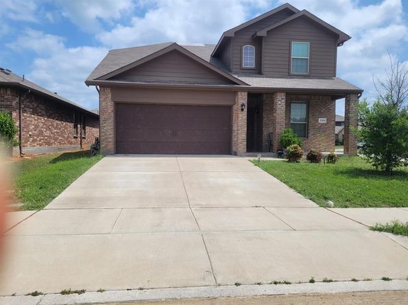 729  BUZZARD LAKE Trail , Fort Worth Texas 76120