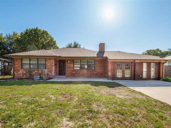 2952  Lavita Lane , Farmers Branch Texas 75234