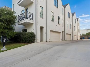 2715  Kimsey Drive 