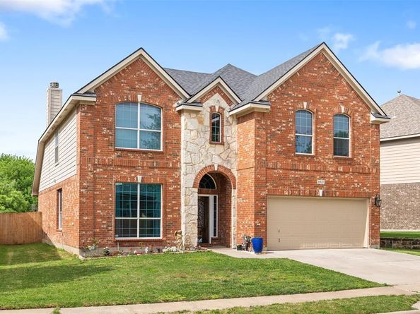 5621  Paloma Blanca Drive , Fort Worth Texas 76179