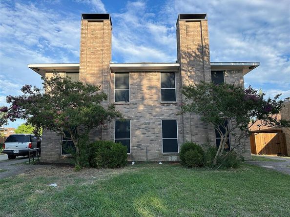 2414  Cordoba Drive , Carrollton Texas 75006