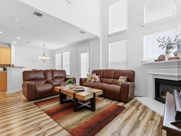 2535  CHAMPAGNE Drive , Irving Texas 75038