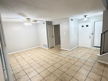 818  Saint Andrews Court 