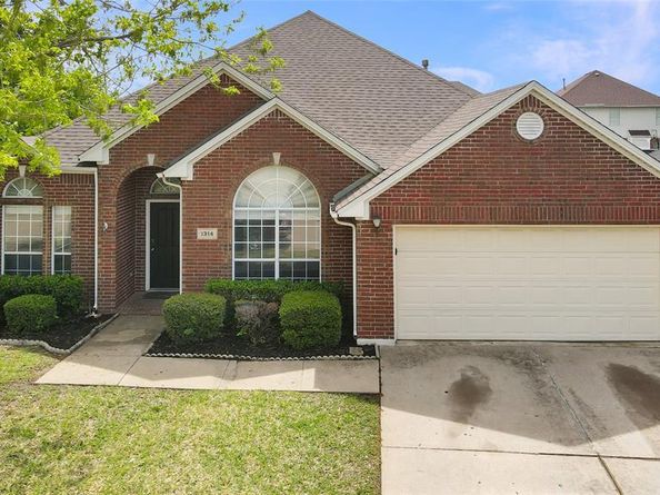 1314  Pegasus Drive , Arlington Texas 76013