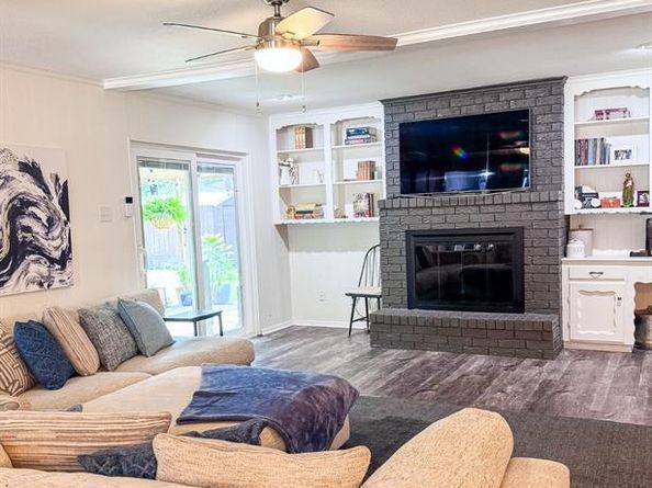 5131  Menefee Drive , Dallas Texas 75227