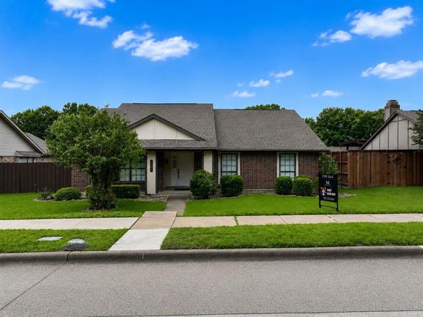 1308  Mullins Drive , Plano Texas 75025