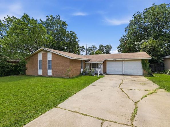 2006  Exeter Street , Irving Texas 75062