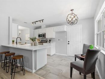 3543  Cloverdale Lane 