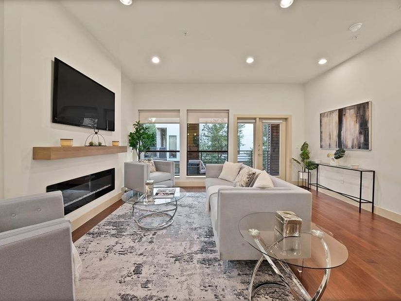 4111  Newton Avenue  38, Dallas Texas 75219