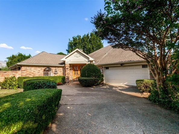 14784  Lochinvar Court , Addison Texas 75254