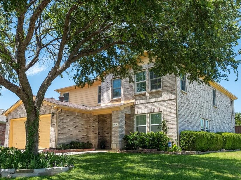 1628  Jewel Lane , Little Elm Texas 75036